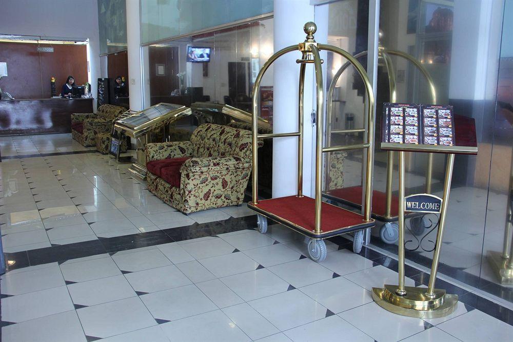 Hotel Berlina Ла Пас Екстериор снимка